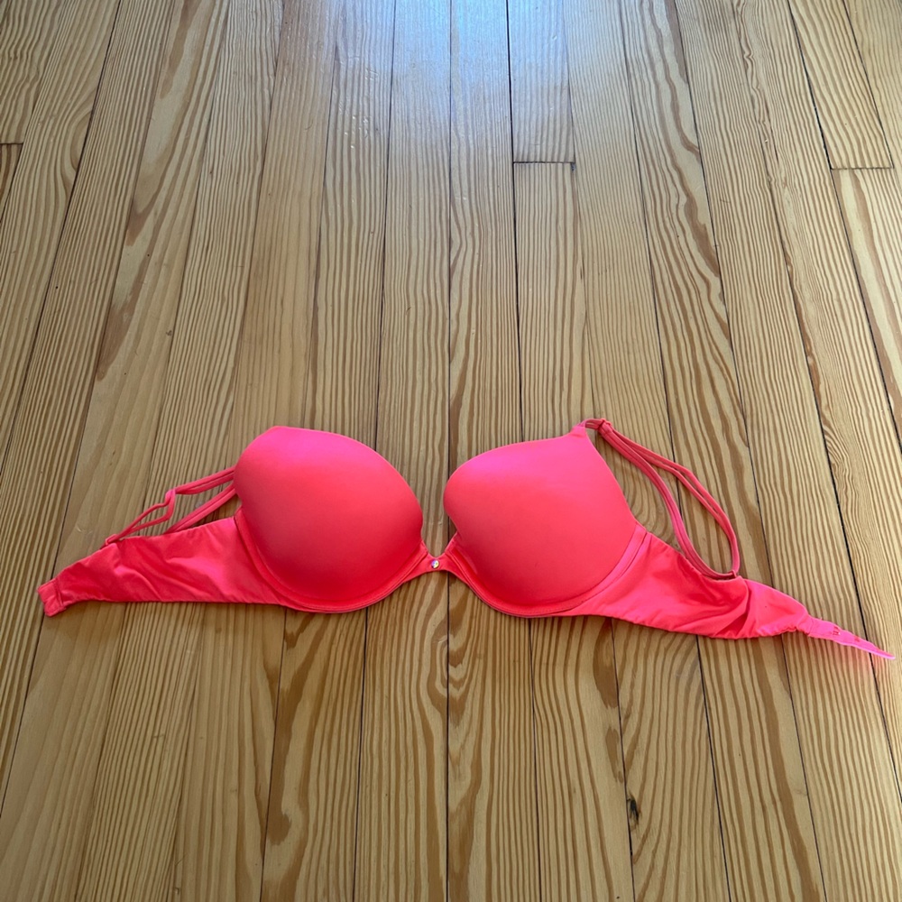 Victoria's Secret Pink Bra with Molded Cups